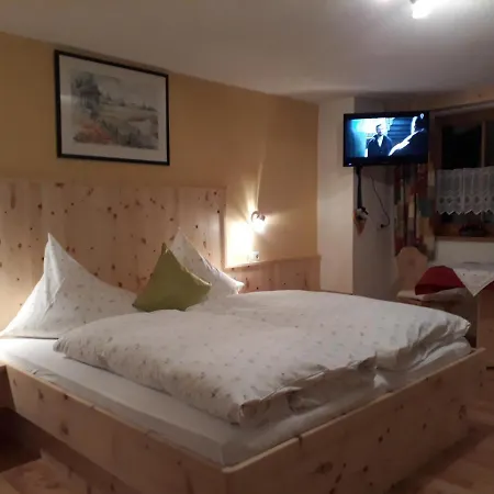 Haus Morgensonne Konukevi Pettneu am Arlberg